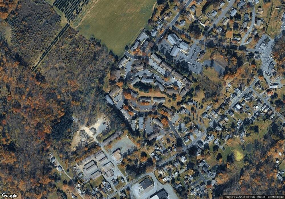 137 Village Dr unit 48, Boyertown, PA 19512 - photo 1