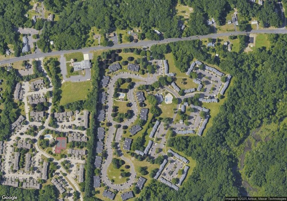 1602 Twin Circle Dr, South Windsor, CT 06074 - photo 1