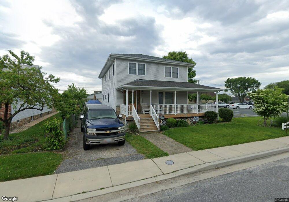 609 Franklin Ave, Essex, MD 21221 - photo 1