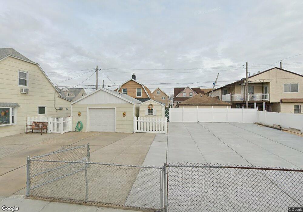 76 Dictum Ct, Brooklyn, NY 11229 - photo 1