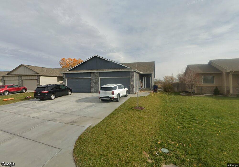 484 S Longbranch Dr, Maize, KS 67101 - photo 1