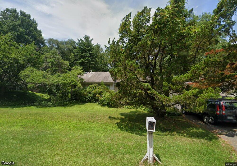 15208 Dufief Dr, North Potomac, MD 20878 - photo 1