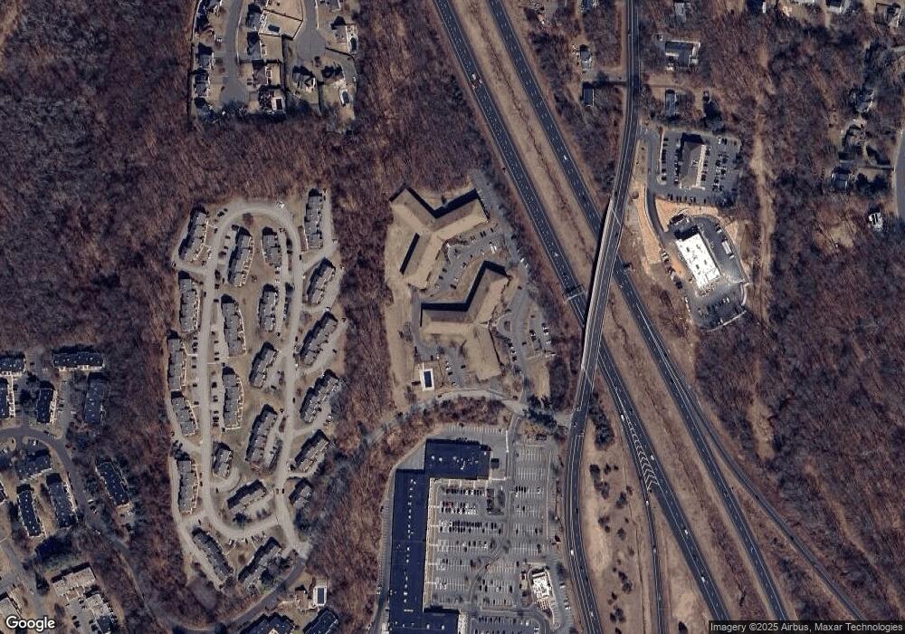 1205 Cromwell Hills Dr unit 1205, Cromwell, CT 06416 - photo 1