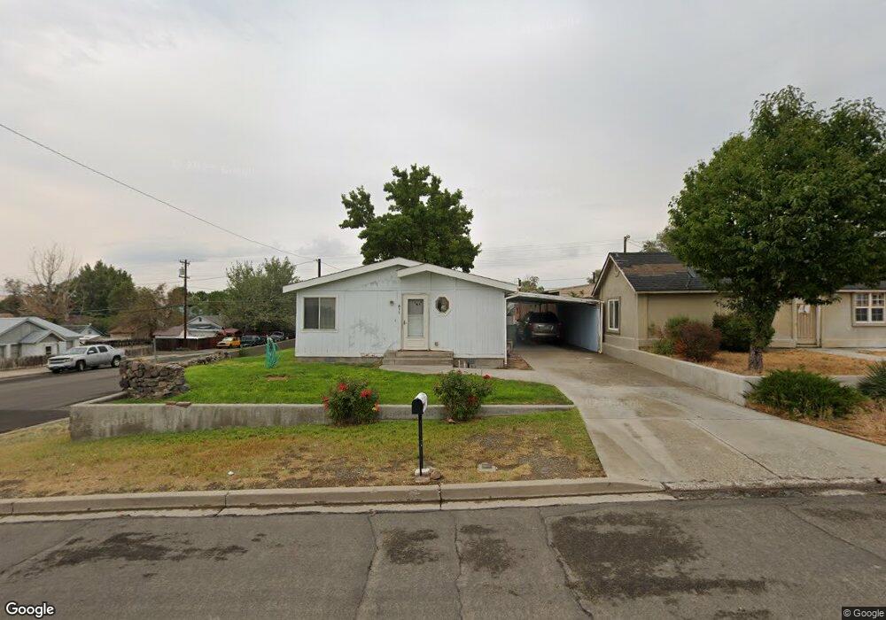 611 Monroe St, Winnemucca, NV 89445 - photo 1