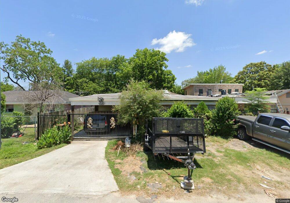 2522 Garwood Dr, Houston, TX 77091 - photo 1