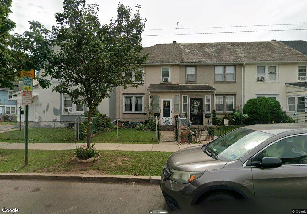 16 Lufberry Ave, New Brunswick, NJ 08901 - photo 1