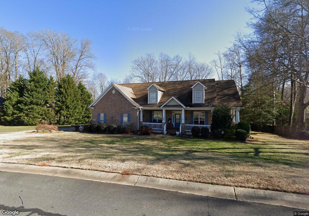 3018 Patrick Place Cir unit 5, Clover, SC 29710 - photo 1