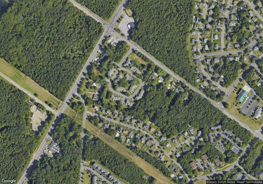 18 S Pointe Cir, Tinton Falls, NJ 07753 - photo 1