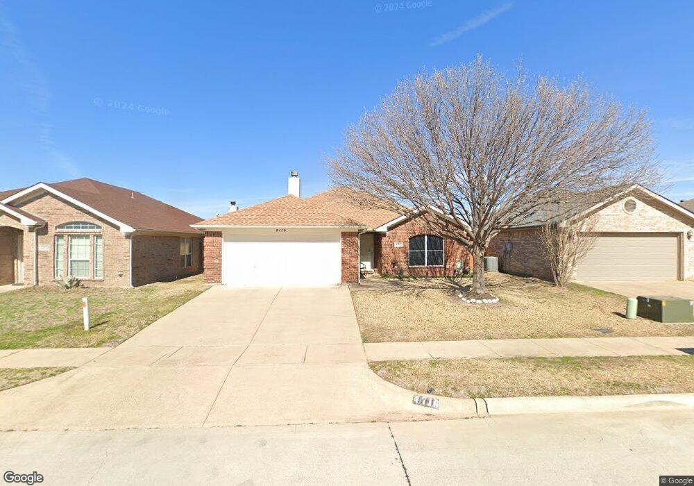 4716 Topaz Ln, Granbury, TX 76049 - photo 1
