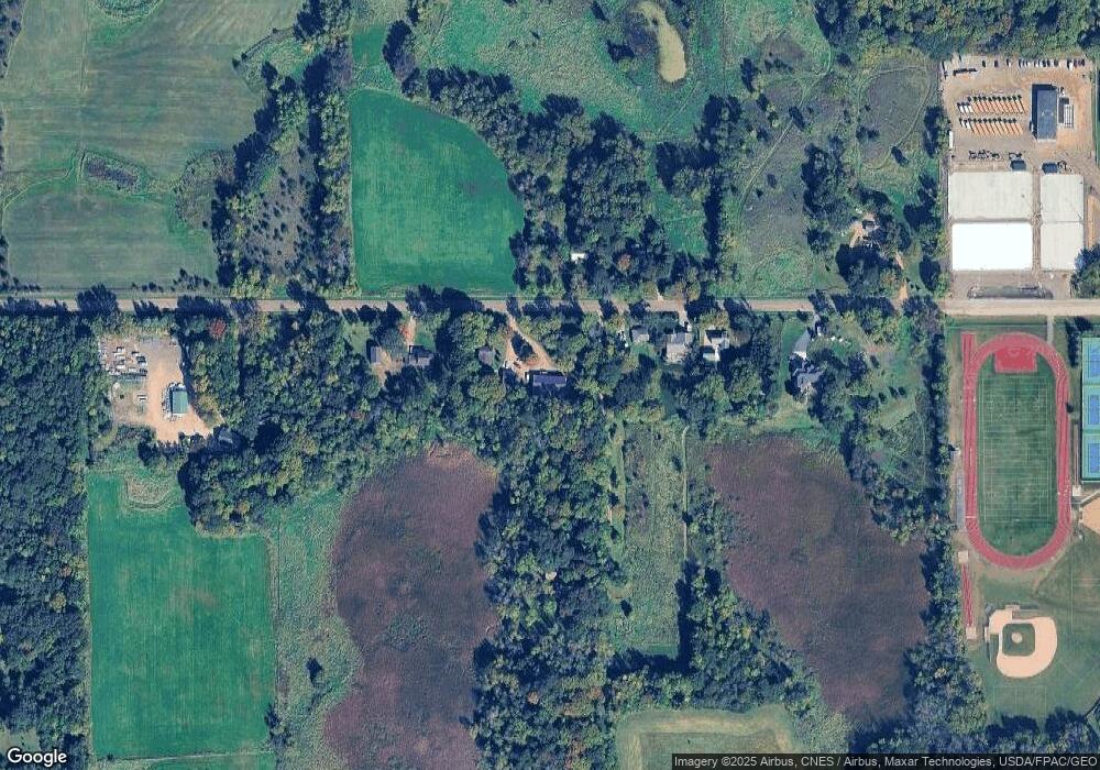 6115 Sunnyfield Rd E, Mound, MN 55364 - photo 1