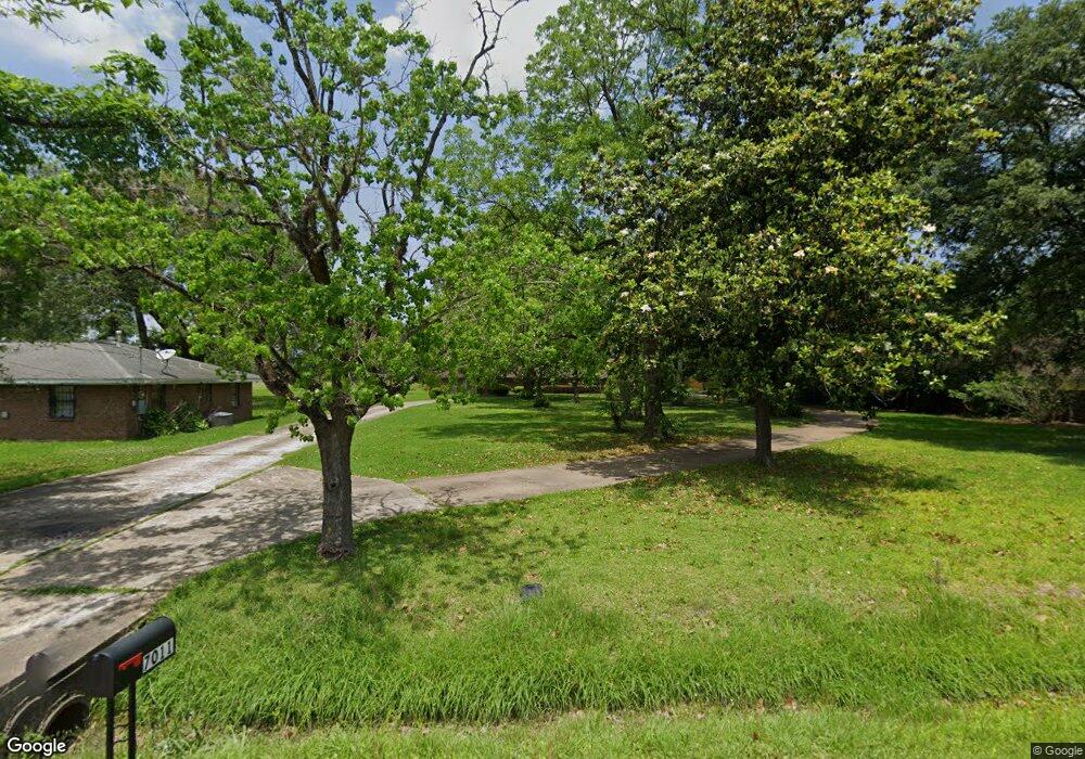 7011 Apache St, Houston, TX 77028 - photo 1