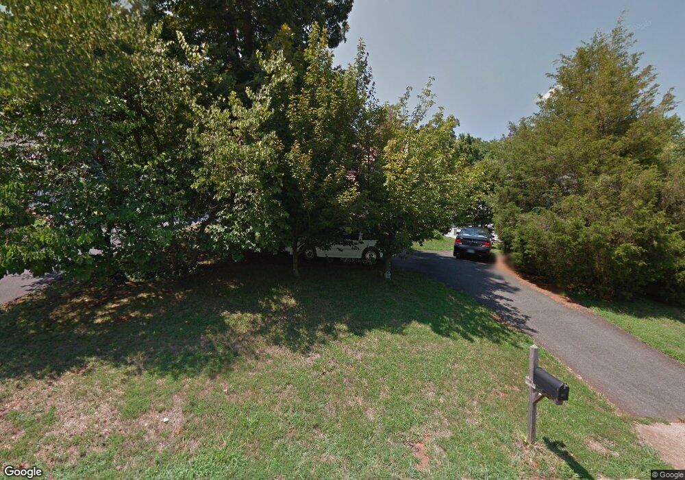 1450 Willow Lake Dr, Charlottesville, VA 22902 - photo 1