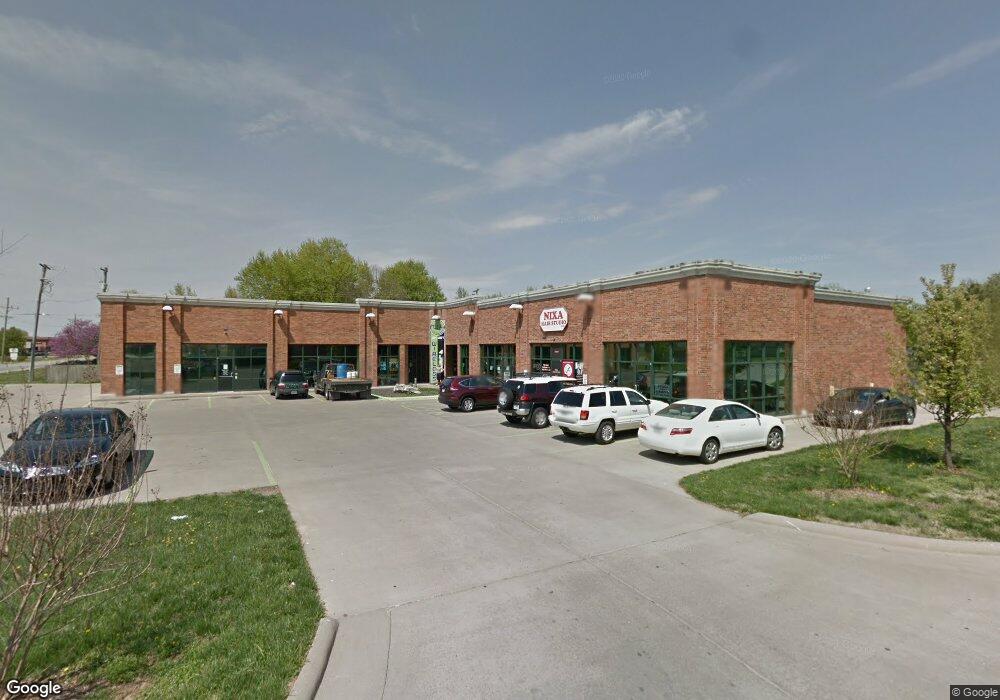 916 N Main St, Nixa, MO 65714 - photo 1