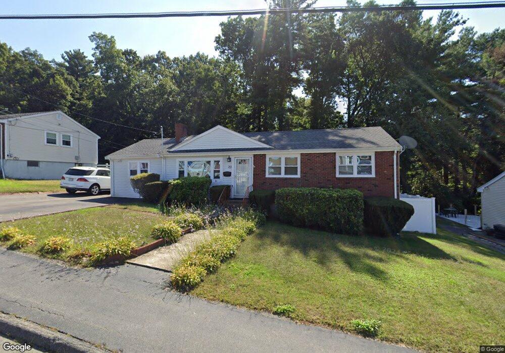 20 Woodcliff Rd, Holbrook, MA 02343 - photo 1