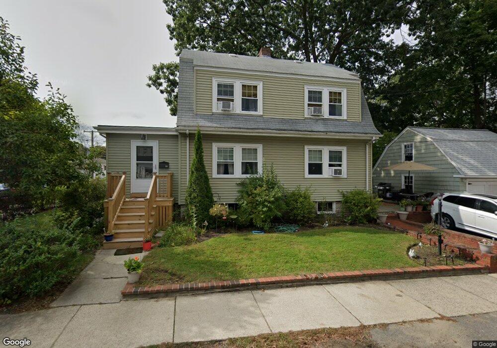 35 Middlesex Rd, Stoneham, MA 02180 - photo 1