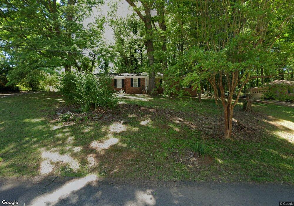 297 Jennifer Ln NW, Lilburn, GA 30047 - photo 1