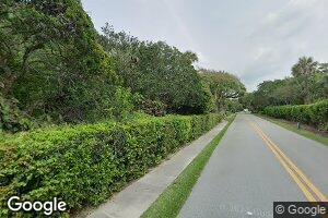 214 Beach Rd, Jupiter Inlet, FL 33469