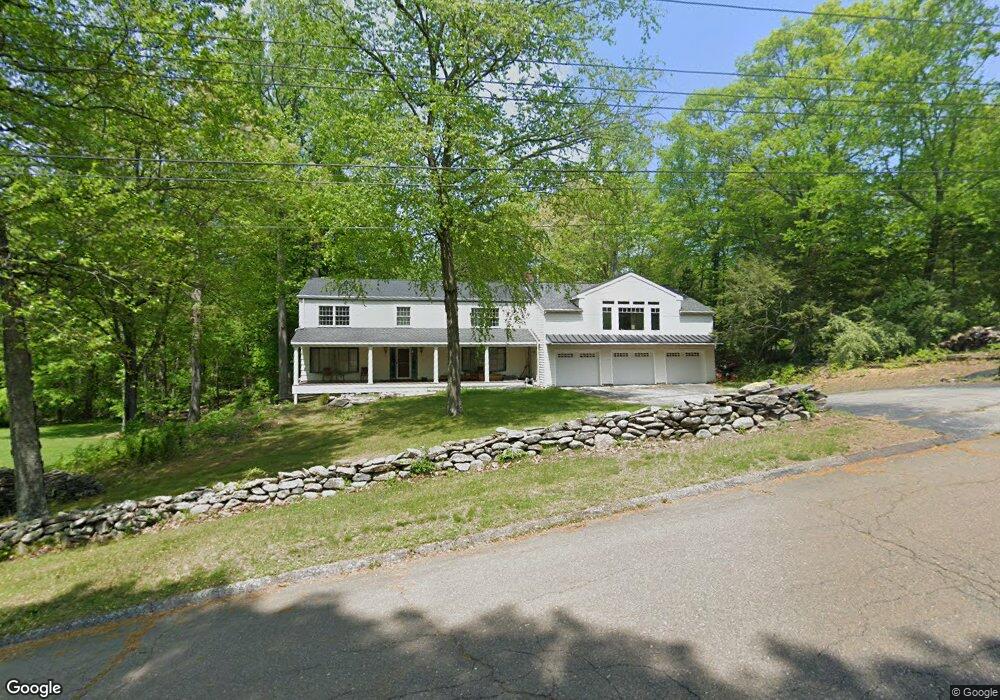 4 Post Gate Rd, Trumbull, CT 06611 - photo 1