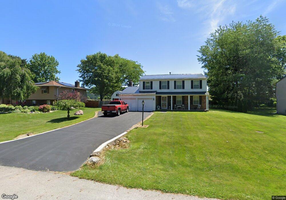 960 Conestoga Dr, Columbus, OH 43213 - photo 1