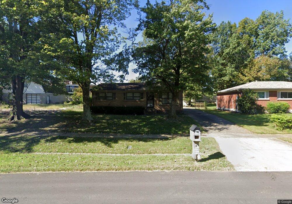 9102 Lantana Dr, Louisville, KY 40229 - photo 1