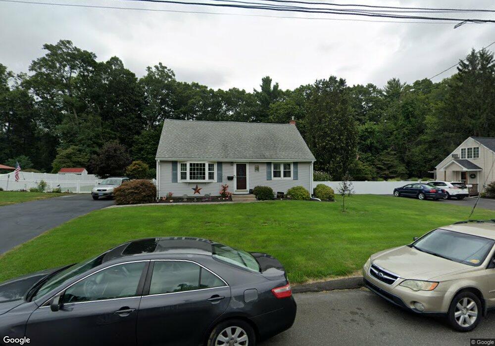 5 Sharp St, Enfield, CT 06082 - photo 1