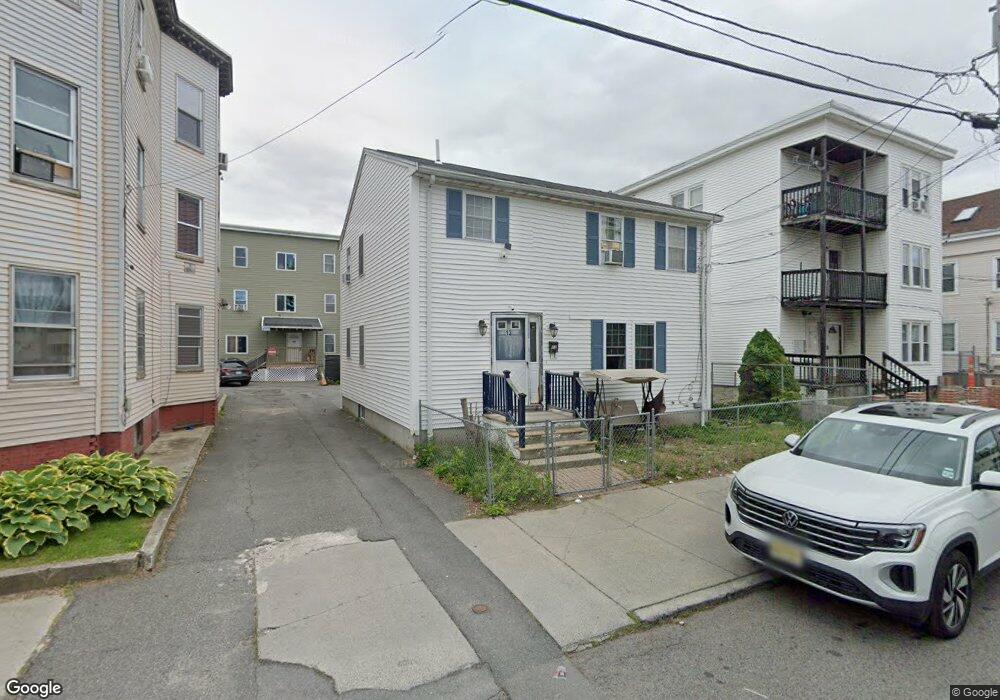 13 Lowell St, Lynn, MA 01905 - photo 1