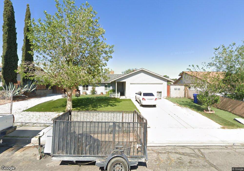 14376 Manzanita Rd, Victorville, CA 92395 - photo 1