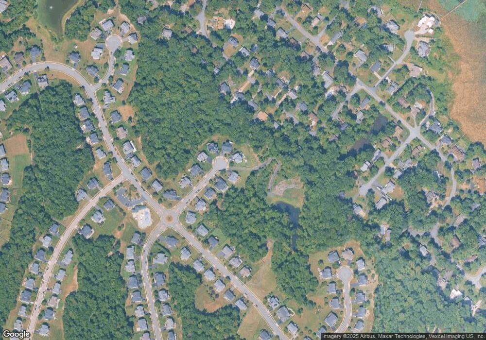 18500 Kerill Rd, Triangle, VA 22172 - photo 1