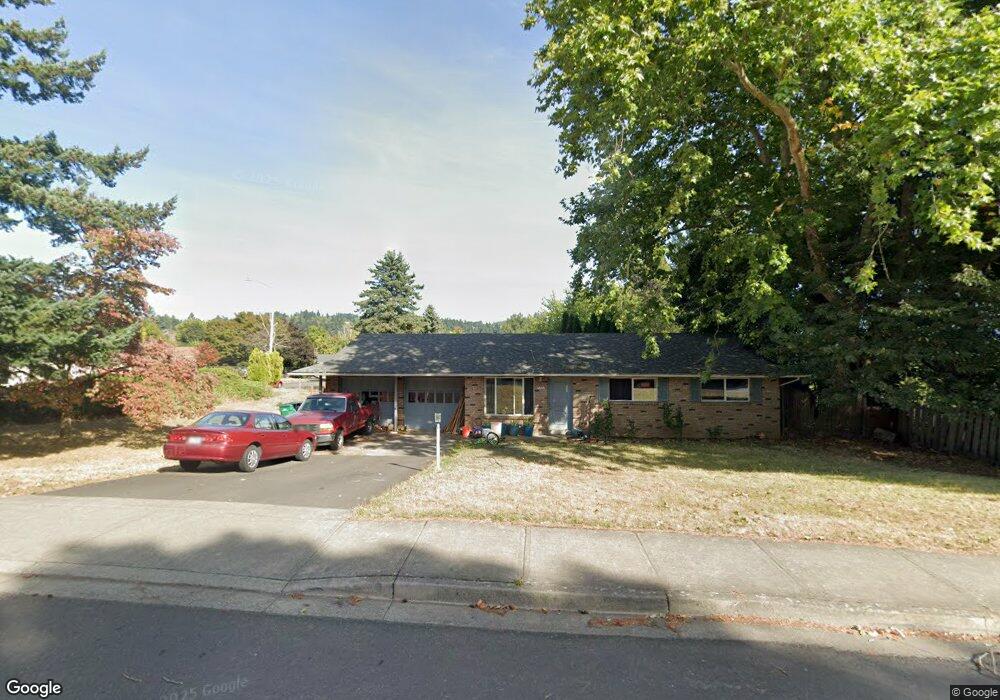 1302 S Troutdale Rd, Troutdale, OR 97060 - photo 1