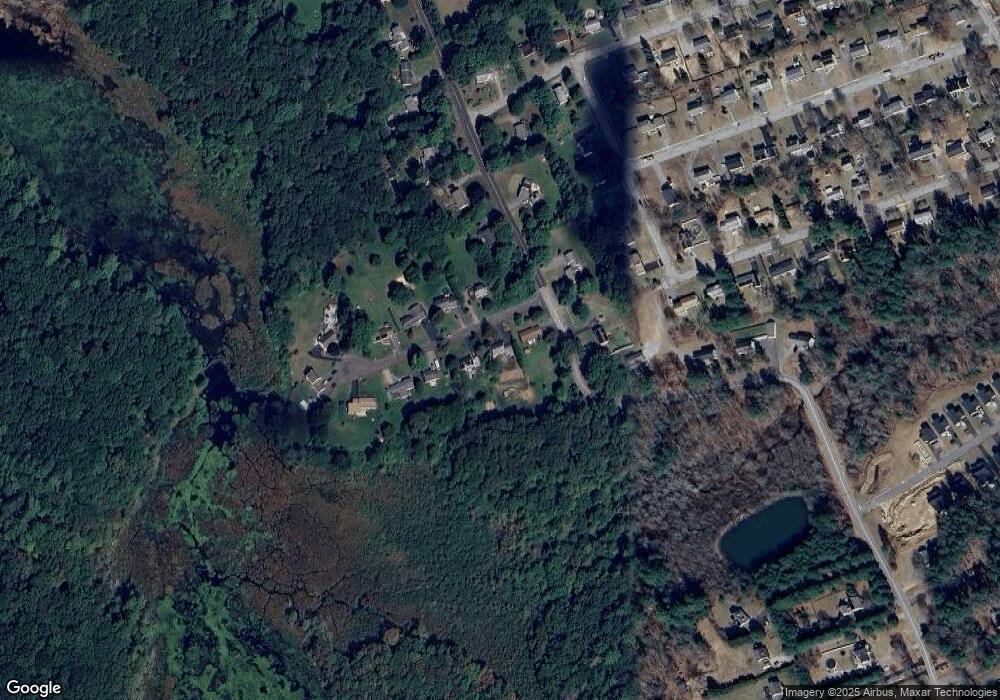 19 Lakeview Ct, Colchester, CT 06415 - photo 1