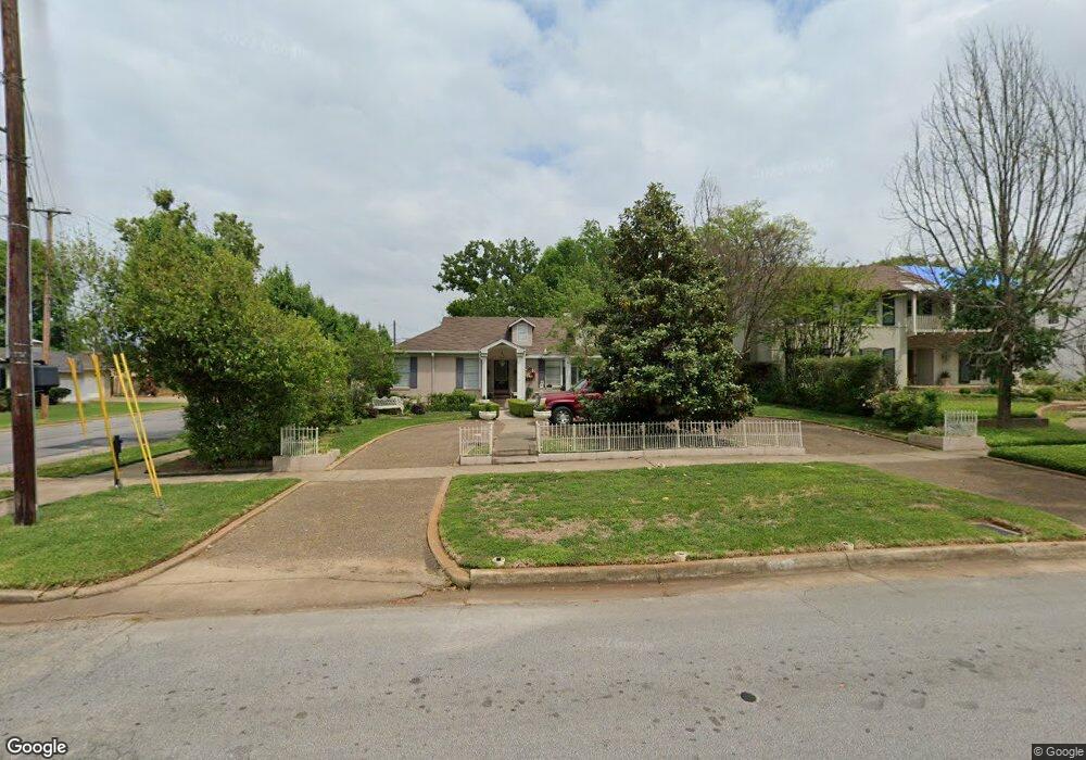 1702 S College Ave, Tyler, TX 75701 - photo 1