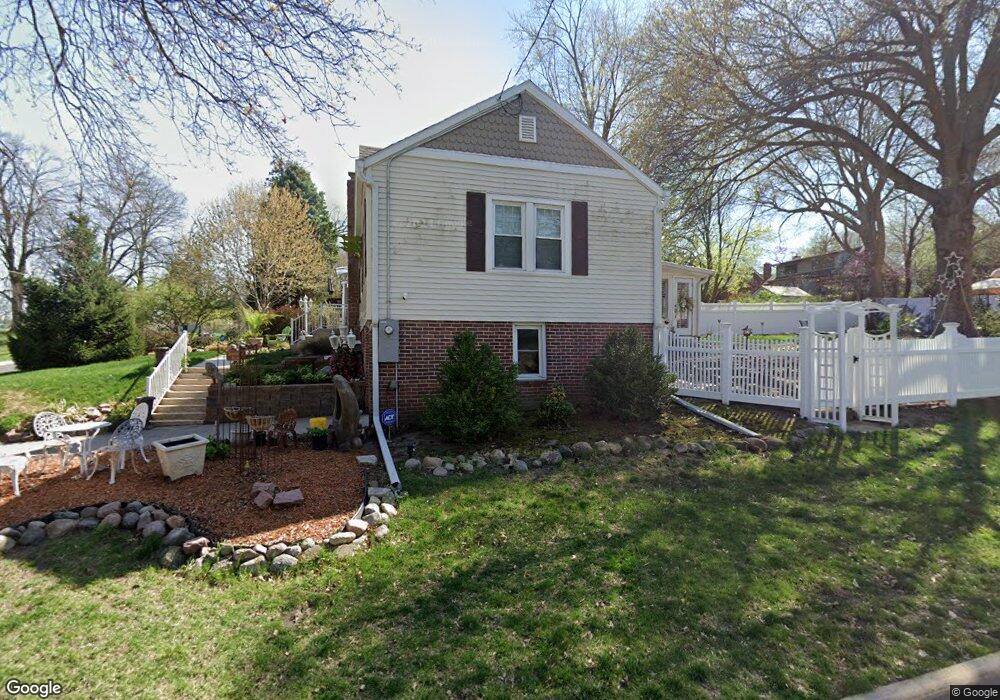 1648 37th St, Des Moines, IA 50310 - photo 1