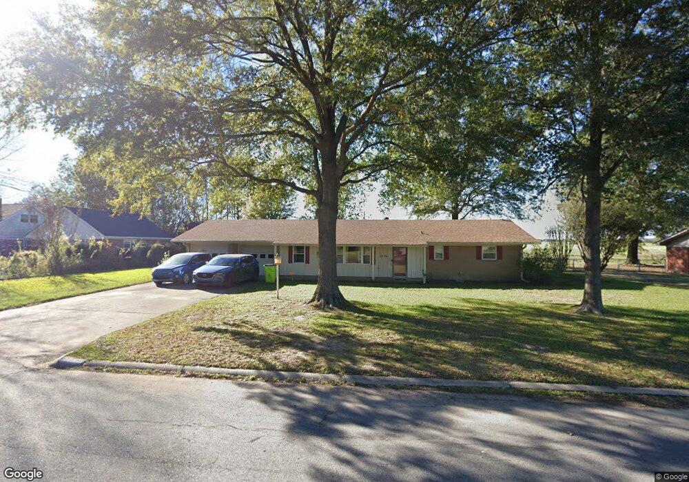 2004 Beumer St, Stuttgart, AR 72160 - photo 1