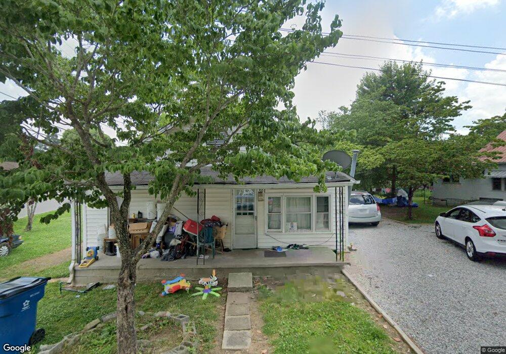 301 Carter St, Manchester, TN 37355 - photo 1