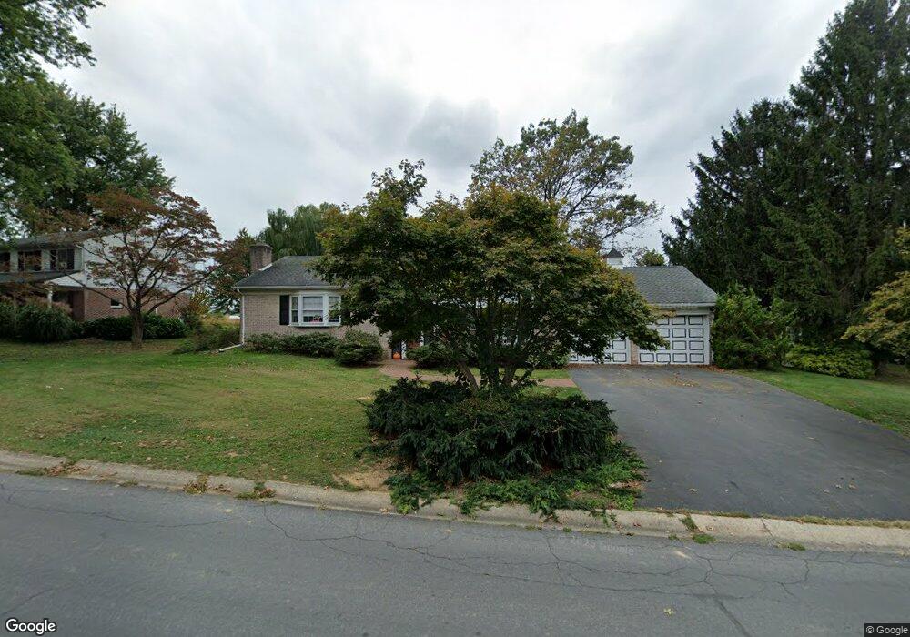 106 N Hershey Ave, Leola, PA 17540 - photo 1