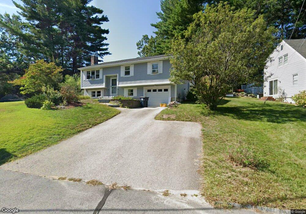 10 Teak Dr, Nashua, NH 03062 - photo 1