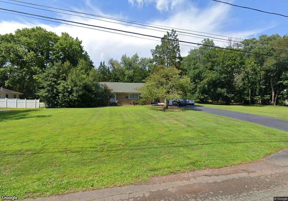 22 Flower Hill Dr, Pennington, NJ 08534 - photo 1