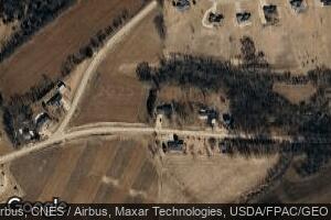 13499 Sleepy Hollow Rd, Sherrill, IA 52073