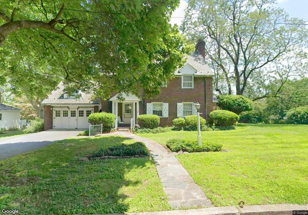 34 N Fairview St, Nazareth, PA 18064 - photo 1