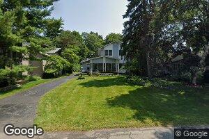 2363 Garland St, Sylvan Lake, MI 48320