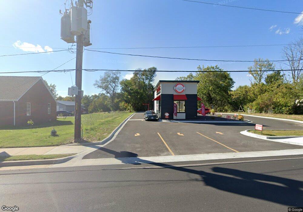 2201 S Center St, Maryville, IL 62062 - photo 1