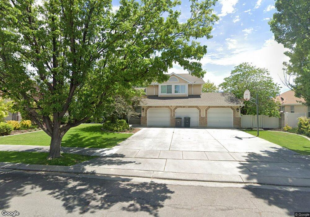 9747 S Pendleton Way, South Jordan, UT 84095 - photo 1