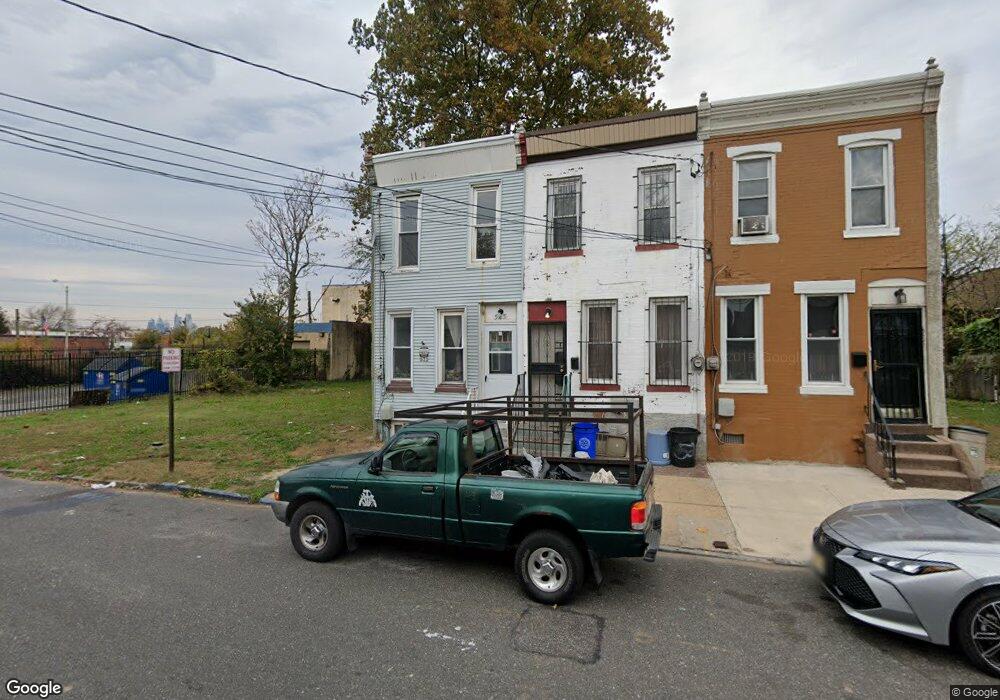 525 Mechanic St, Camden, NJ 08104 - photo 1