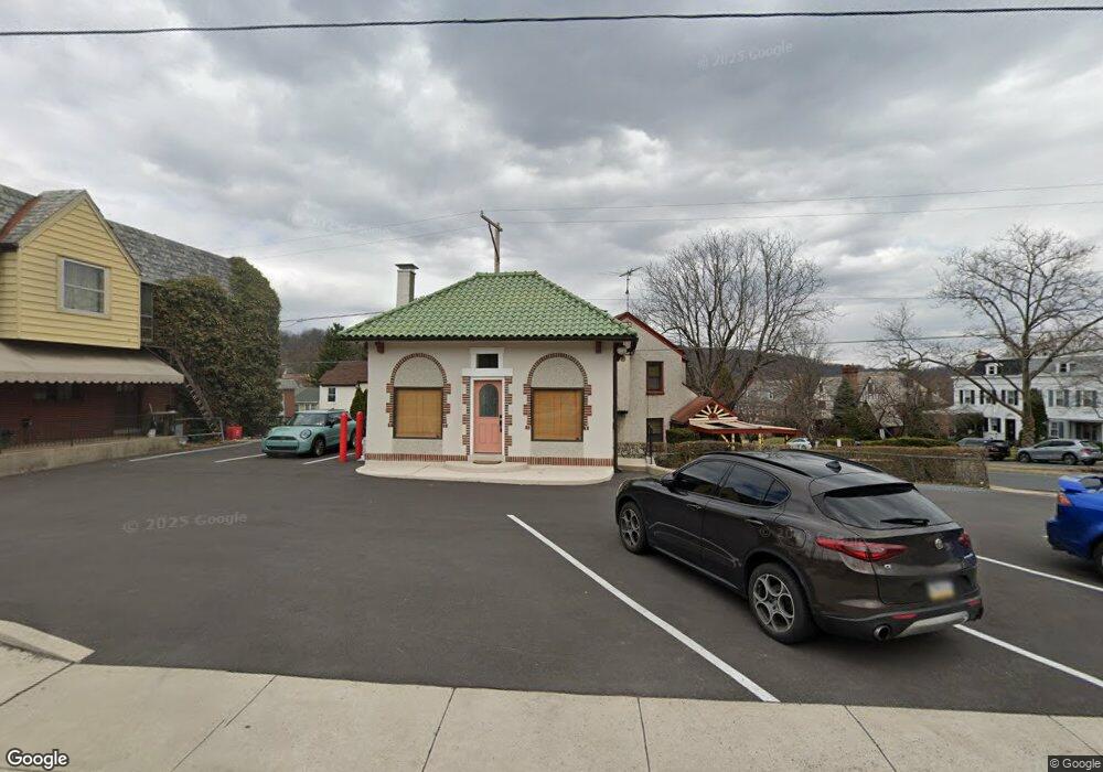 2581 Perkiomen Ave unit 1, Mount Penn, PA 19606 - photo 1