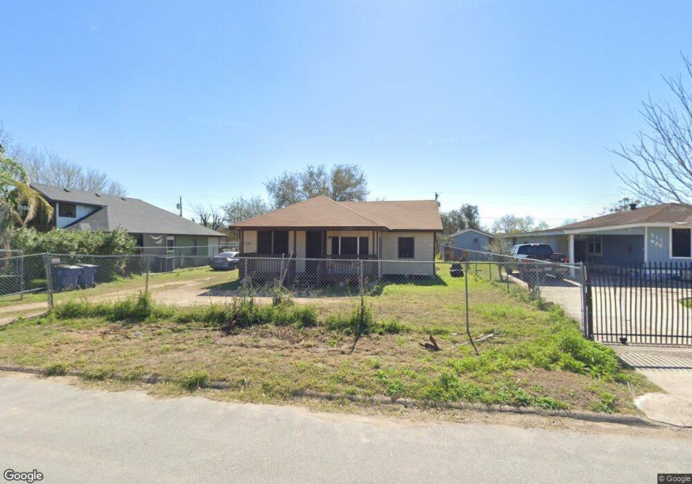 309 Oak St, Donna, TX 78537 - photo 1