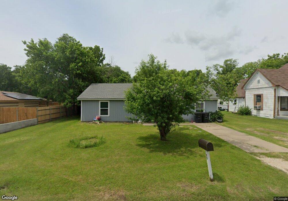 779 Chase Ave, Cleburne, TX 76031 - photo 1