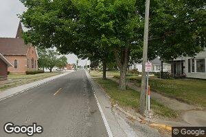 7765 N County Highway 2, Ipava, IL 61441