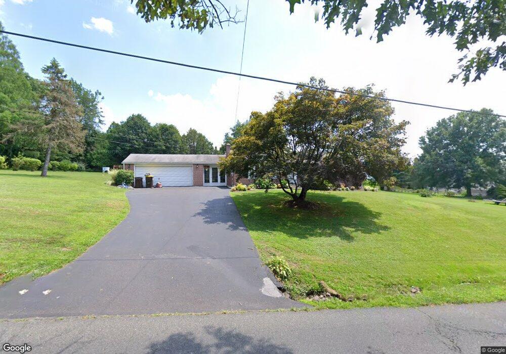 3016 Finland Rd, Pennsburg, PA 18073 - photo 1