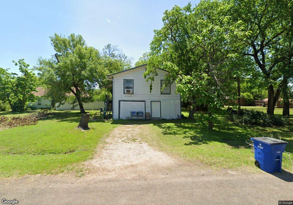 304 S Pecan St, Ennis, TX 75119 - photo 1