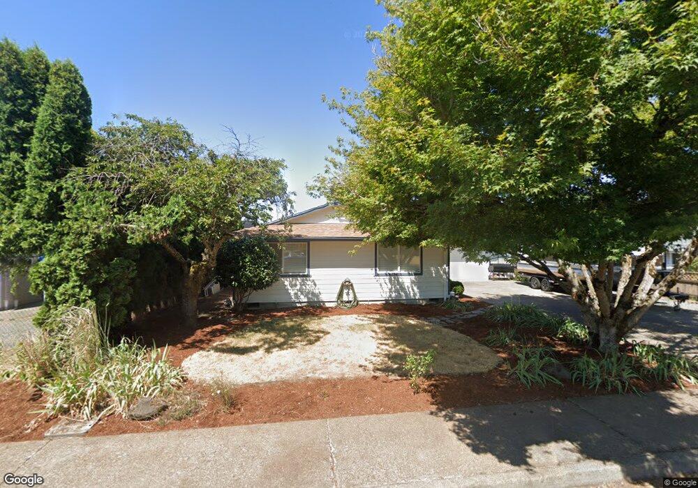 208 Oak St, Molalla, OR 97038 - photo 1